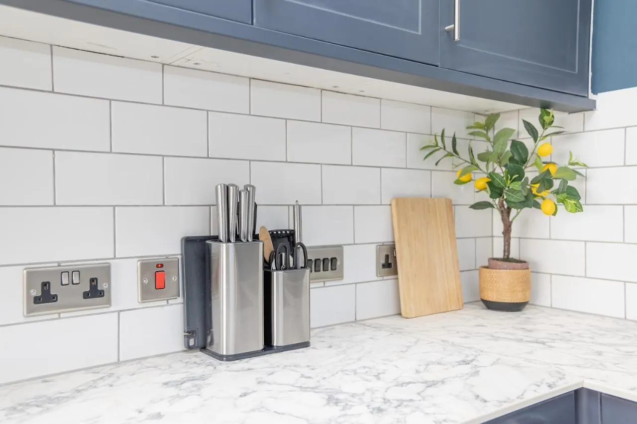 2Cq*Morden Studio Flat *Moments Away From Brighton Seafront公寓 0*,  英国